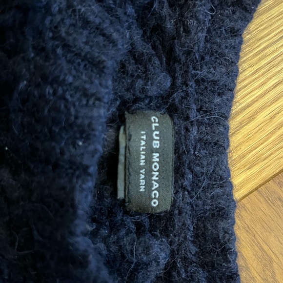 Club Monaco wool sweater - Picture 2 of 5